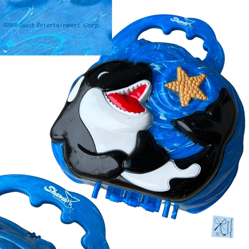Busch Sea World Shamu 2006 Hardcase Storage Lunchbox